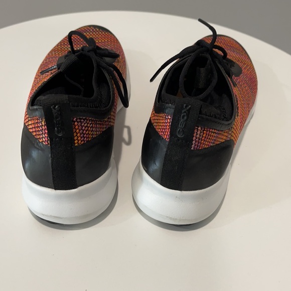 Geox Respira Italian design sneakers US size 5 - Picture 10 of 16